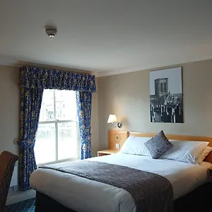 https://queens-york.yorkshirehotels.net